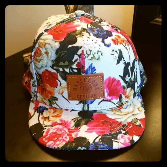 Barcelona Designs Accessories - Barcelona Floral Print Cap